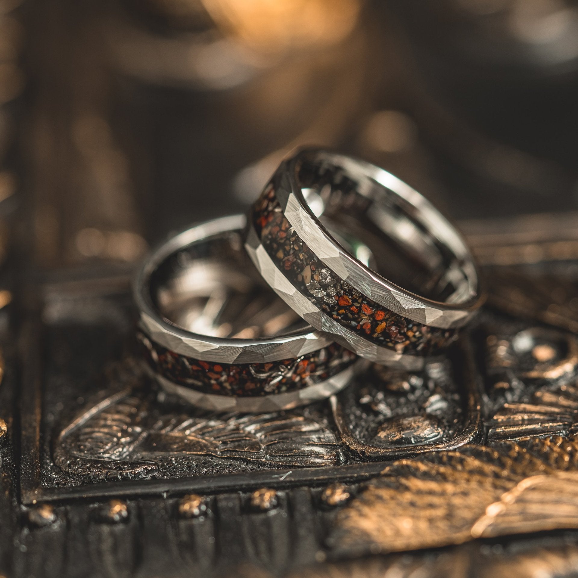 8mm Tungsten Steel Hammer Pattern Tungsten Gold Ring