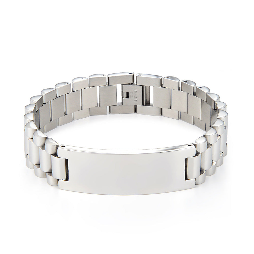 A Sleek Fashion Forward Alloy Bracelet